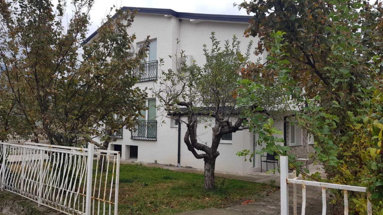 Villa Bratislava Demir Kapija Buitenkant foto